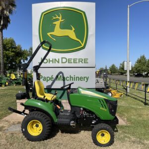 John Deere 1023E