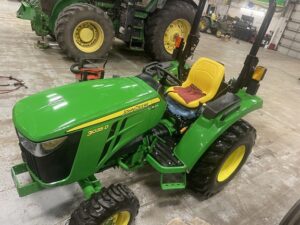 John Deere 3035D
