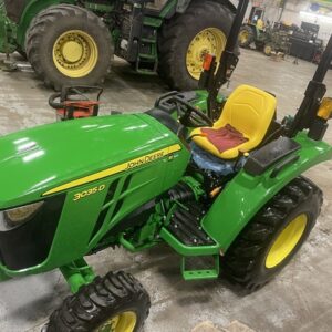 John Deere 3035D