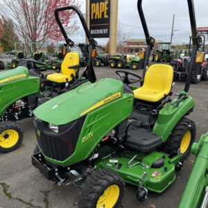 John Deere 1023E