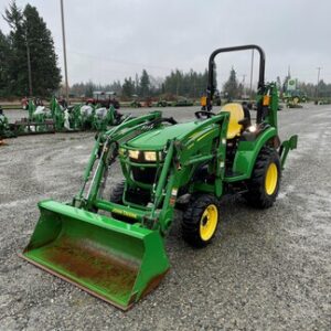 John Deere 2038R