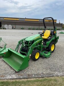 John Deere 2025R