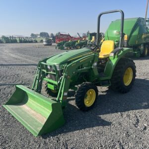 John Deere 3043D