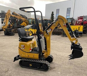 Mini excavadora nueva CAT 300.9D
