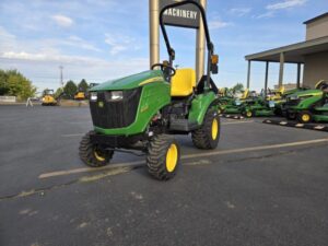 John Deere 1023E