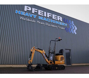 Mini excavadora CAT 300.9D nueva, con inspección válida y garantía. Acoplador hidráulico rápido.