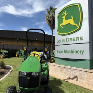 John Deere 1023E