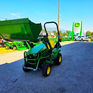 John Deere 1023E